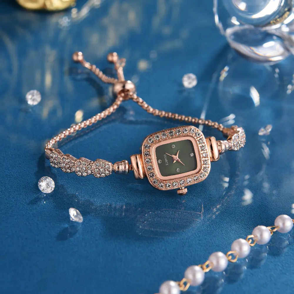 2023 New Women's Square Quartz Bracelet Watch