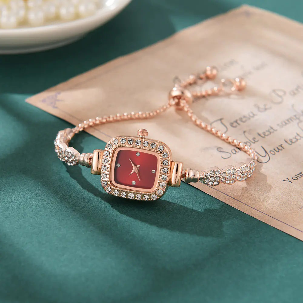 2023 New Women's Square Quartz Bracelet Watch