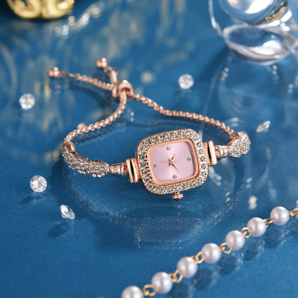 2023 New Women's Square Quartz Bracelet Watch